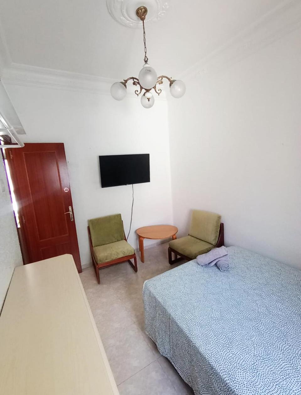 La Malvarrosa Beach Rooms In Shared Apartment Valencia Eksteriør billede